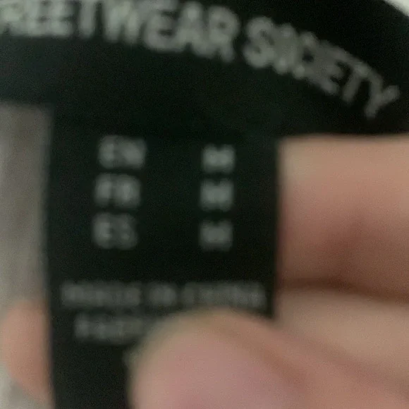 White long sleeve top! - Picture 4 of 4